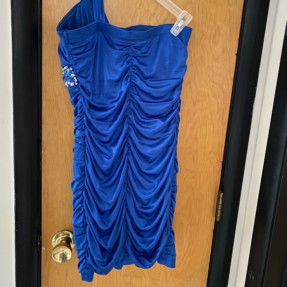 City Triangles Blue Formal One-Shoulder Dress with Sequins - Picture 3 of 5